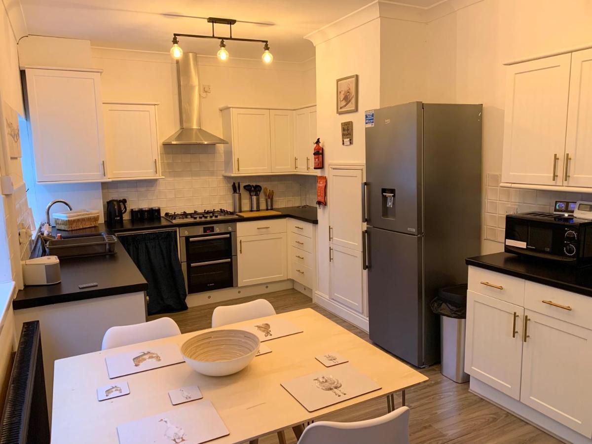 Stamer House By Yourstays, Stylish Quirky House, With 4 Double Bedrooms, Book Now! Stoke-on-Trent Exterior foto